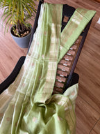 Pistachio Pearl Raw Mango Silk