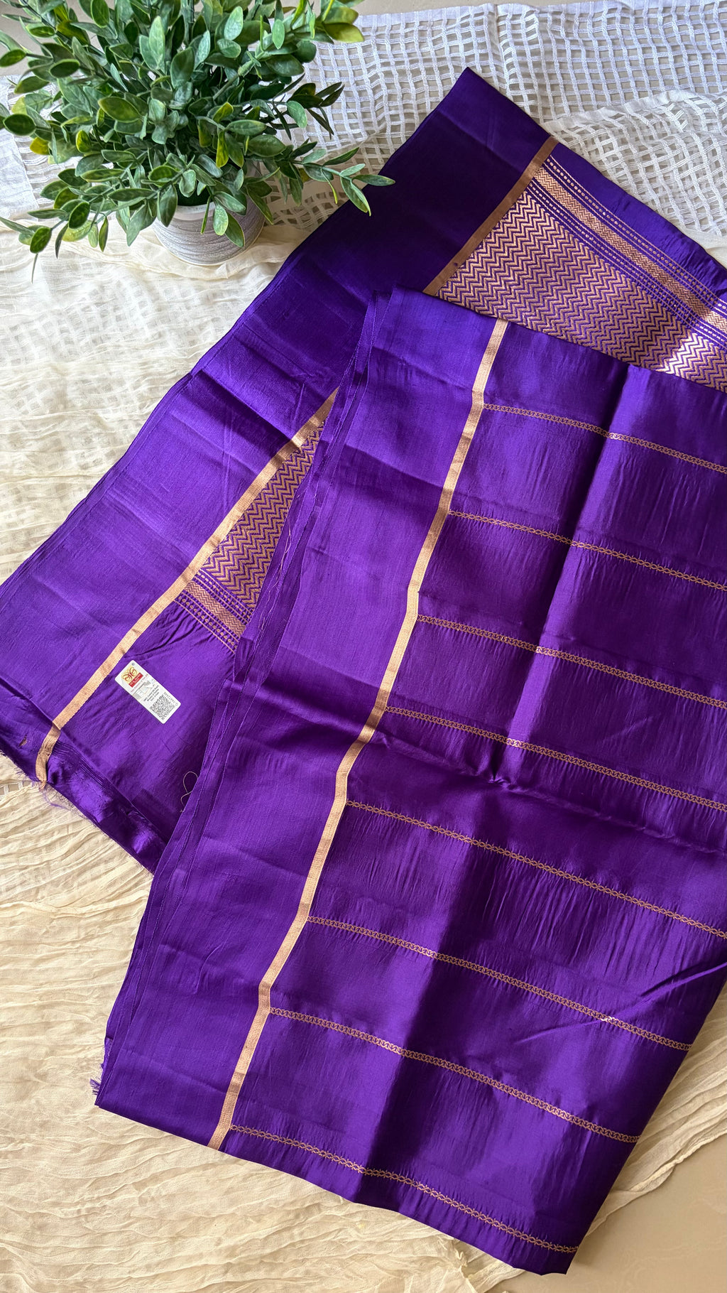 Cadbury Glow Raw Mango Silk