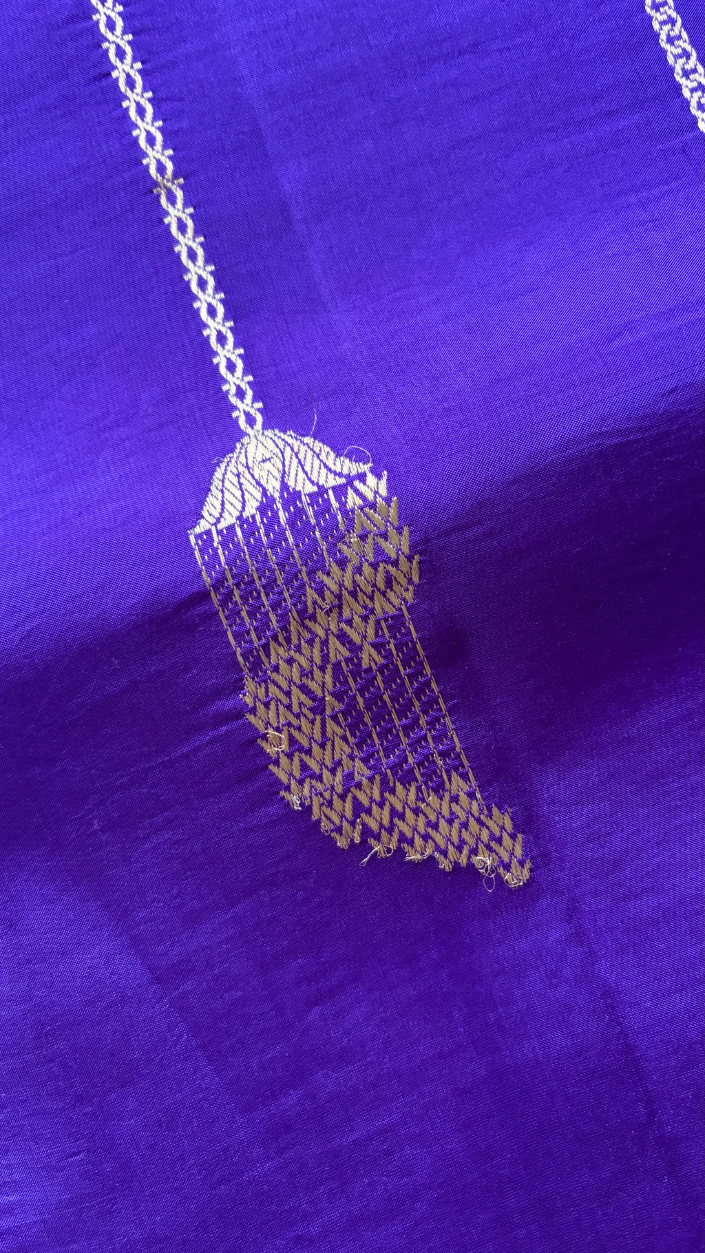 Cadbury Glow Raw Mango Silk